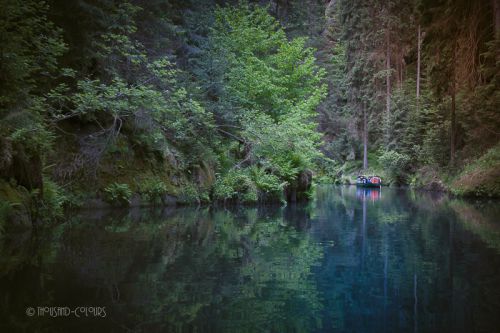 Fahrt auf der Oberen Schleuse durch die Kirnitzschklamm.